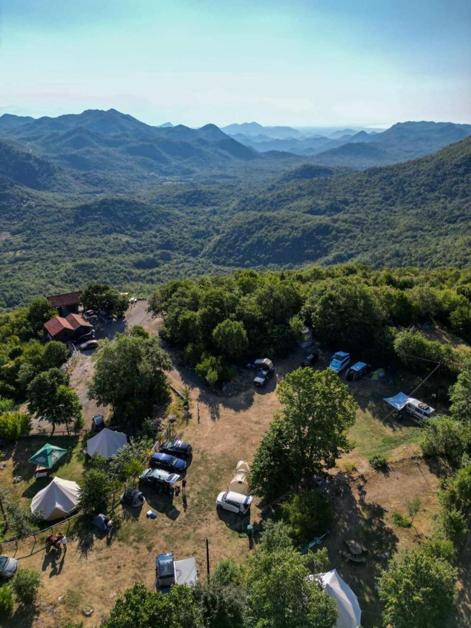 Camp Oaza,Lipa Hotel Cetinje Exterior photo